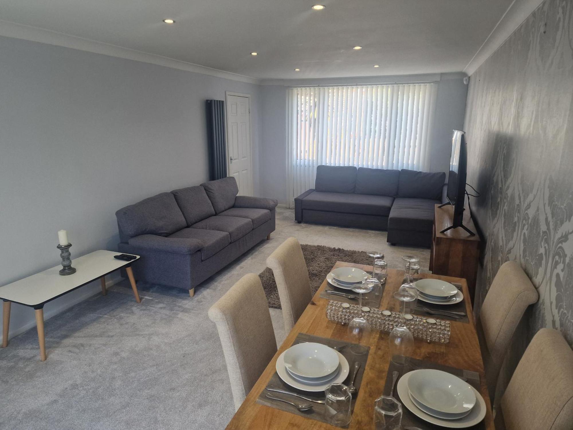 Stylish & Modern 2 Bed House With Free Parking Leeds Apartment Leeds  Exterior photo